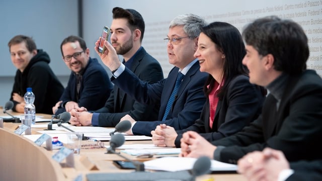 Initiativkomitee für ein E-Voting-Moratorium an der Medienkonferenz Initiativkomitee für ein E-Voting-Moratorium an der Medienkonferenz