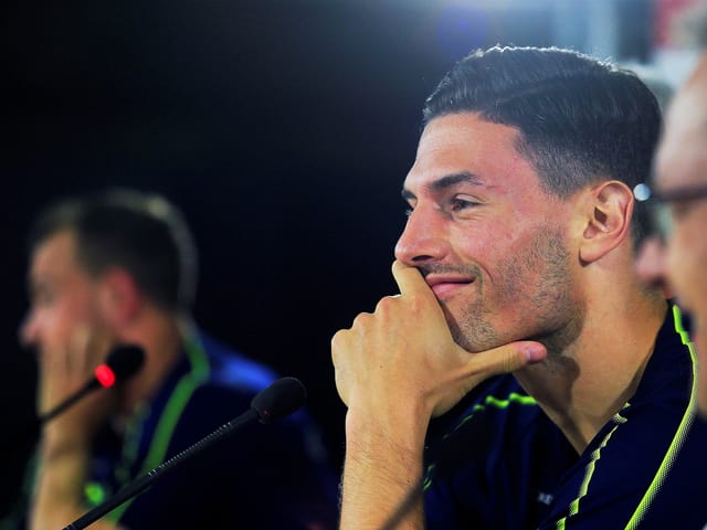 Fabian Schär an der Medienkonferenz Fabian Schär an der Medienkonferenz