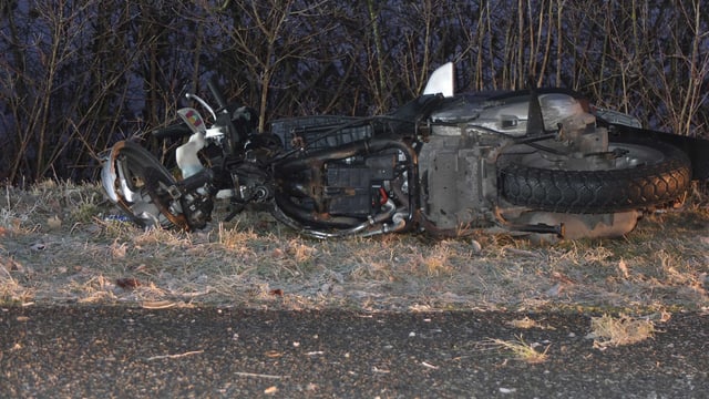 Aargau Solothurn Beinwil Am See Schwerer Unfall Nach Riskantem Uberholmanover News Srf