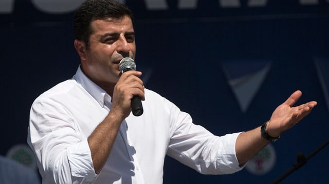 Demirtas bei der Kundgebung Demirtas bei der Kundgebung
