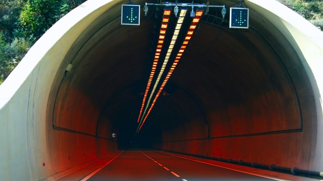 Ein Tunnelportal Ein Tunnelportal