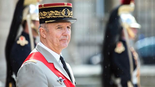 General Jean-Louis Georgelin. General Jean-Louis Georgelin.