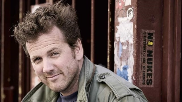 Christian Jott Jenny stellt sich in der WochenRundShow den SRF 3-Hörerinnen und -Hörern. Christian Jott Jenny stellt sich in der WochenRundShow den SRF 3-Hörerinnen und -Hörern.