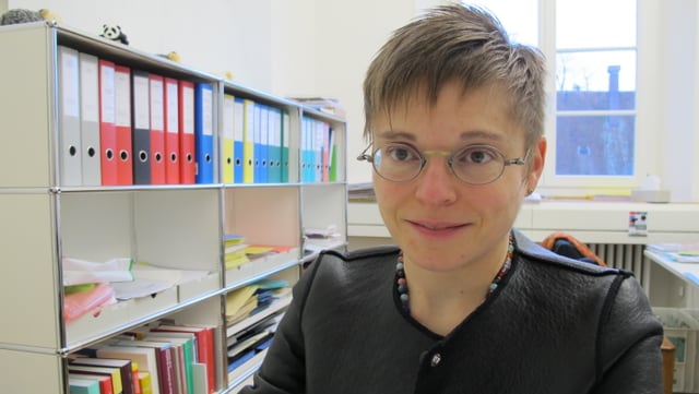 Claudia Hänzi in ihrem Büro Claudia Hänzi in ihrem Büro