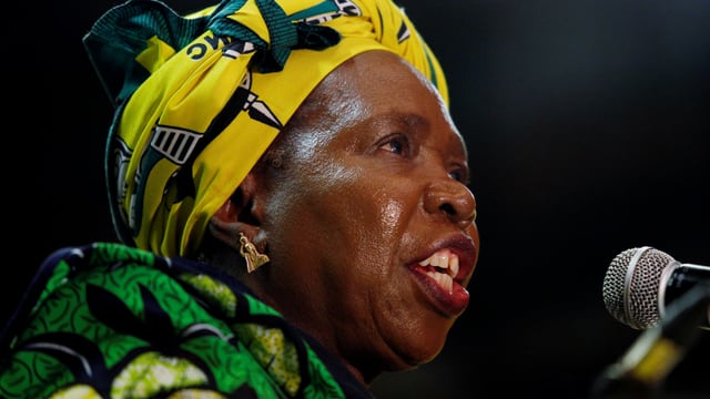 Nkosazana Dlamini-Zuma. Nkosazana Dlamini-Zuma.