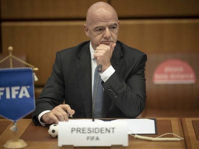 «Das Geld geht dahin, wohin es soll, um dem Fussball zu helfen.» «Das Geld geht dahin, wohin es soll, um dem Fussball zu helfen.»