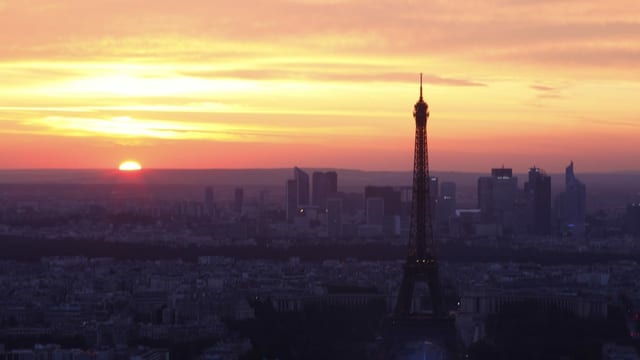 Eiffelturm bei Sonnenuntergang Eiffelturm bei Sonnenuntergang