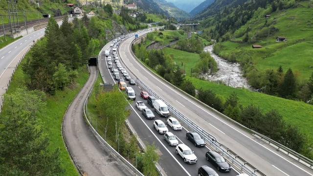 Archiv: Wie weiter mit dem Stau am Gotthard?