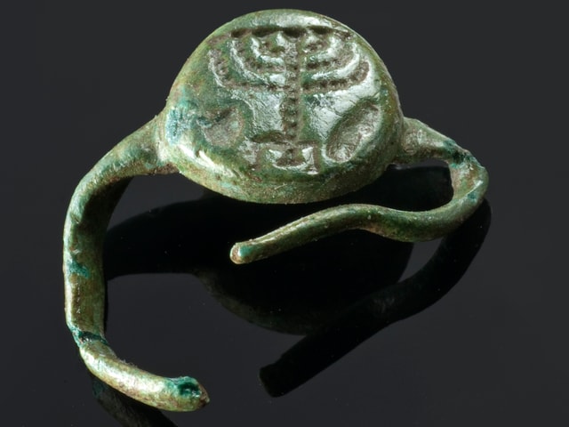 Menora-Ring aus Kaiseraugst, 4. Jahrhundert.