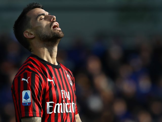 Fernandez Suso und die AC Milan müssen sich ärgern: Gegen Atalanta Bergamo kassierten sie eine 0:5-Niederlage. Damit egalisierte die AC ihre höchste Niederlage der Geschichte in der Serie A. Im Mai 1998 verloren die Milanisti bei Roma ebenfalls 0:5.