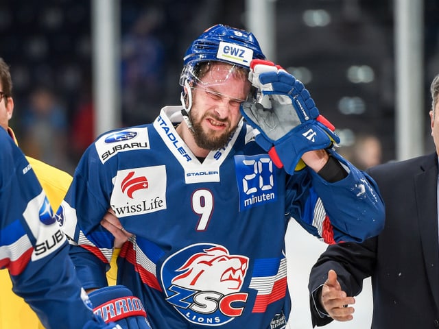 Robert Nilsson hört auf. Robert Nilsson hört auf.