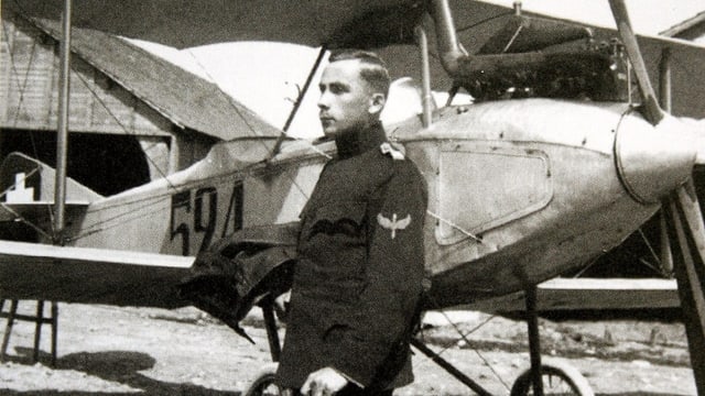Walter Mittelholzer als Militärpilot. Walter Mittelholzer als Militärpilot.