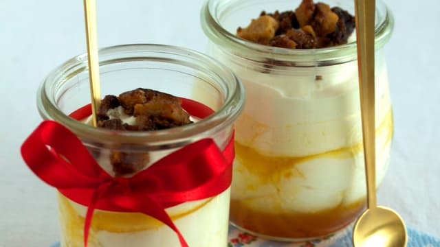 Kanadische Quarkcreme mit Wylandtirggel. Kanadische Quarkcreme mit Wylandtirggel.
