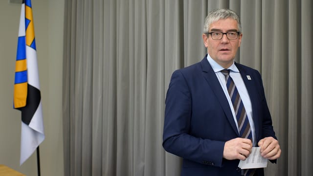 Regierungsrat Jon Domenic Parolini machte das Bündner Bewerbungsdossier vor 10 Tagen öffentlich. Regierungsrat Jon Domenic Parolini machte das Bündner Bewerbungsdossier vor 10 Tagen öffentlich.