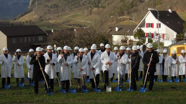 Emprima badigliada Clinica Gut.
