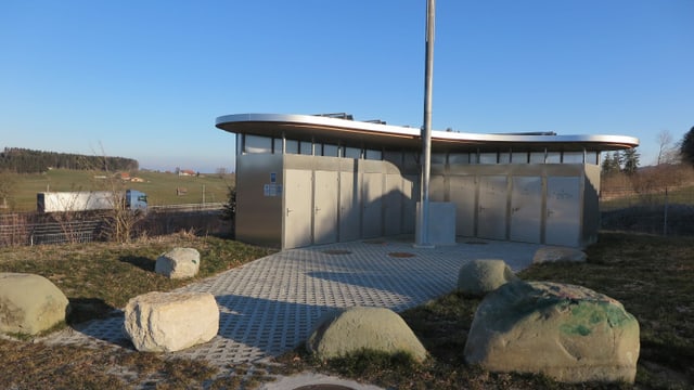 Toiletten auf Transitplatz Toiletten auf Transitplatz
