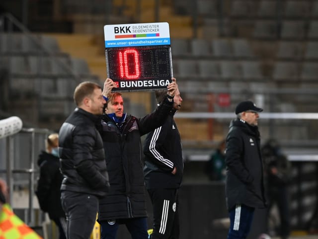 10 Minuten Nachspielzeit