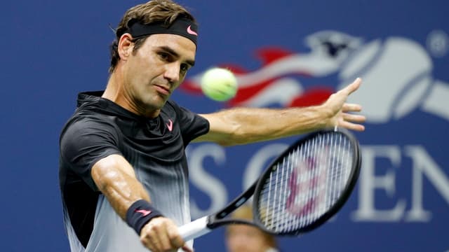 Roger Federer durant ses emprim gieu dal US Open. Roger Federer durant ses emprim gieu dal US Open.