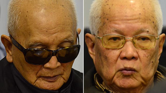 Rote-Khmer-Chefideologe Nuon Chea und Ex-Staatschef Khieu Samphan. Rote-Khmer-Chefideologe Nuon Chea und Ex-Staatschef Khieu Samphan.