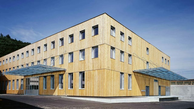 Fabrikgebäude der Röthlisberger AG in Gümligen/BE. Fabrikgebäude der Röthlisberger AG in Gümligen/BE.