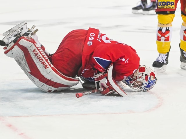 Rappi-Goalie Melvin Nyffeler. Rappi-Goalie Melvin Nyffeler.