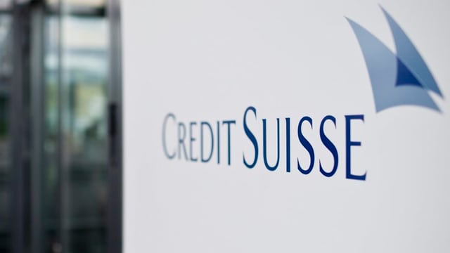 Credit Suisse Schriftzug und Logo Credit Suisse Schriftzug und Logo