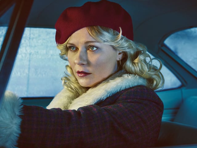 Kaltblütige Ehefrau Kirsten Dunst. Kaltblütige Ehefrau Kirsten Dunst.
