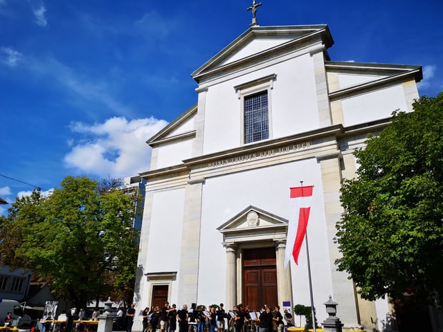 Weisse Kirche aus Stein. Weisse Kirche aus Stein.