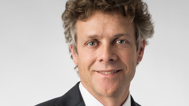 Porträtaufnahme von Greuter. Porträtaufnahme von Greuter.
