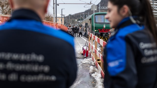 Illegale Grenzübertritte Illegale Grenzübertritte