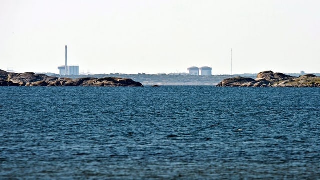 AKW am Meer. AKW am Meer.