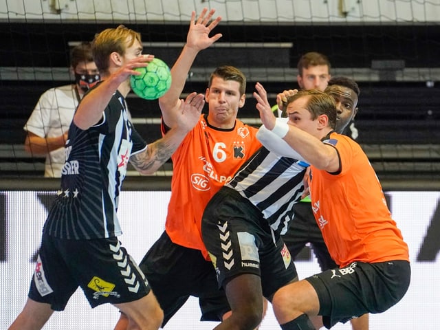 Die Zuschauer kommen in den Genuss von mehr Handball-Livespielen. Die Zuschauer kommen in den Genuss von mehr Handball-Livespielen.