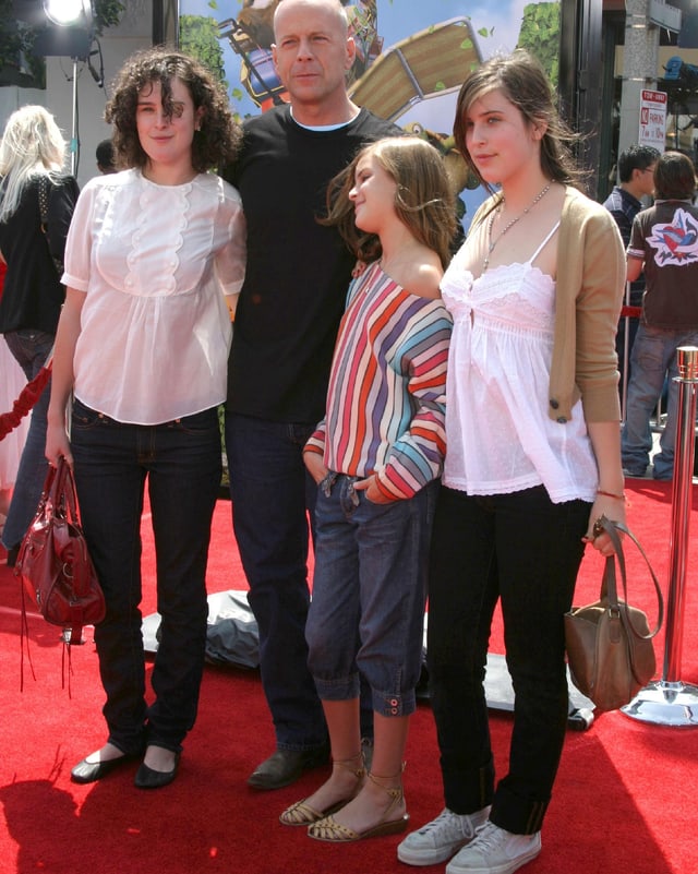 Rumer, Bruce, Tallulah Belle und Scout LaRue. Rumer, Bruce, Tallulah Belle und Scout LaRue.