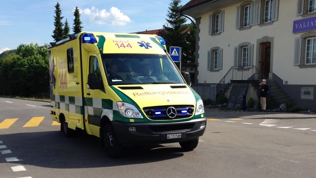 Ambulanz Ambulanz