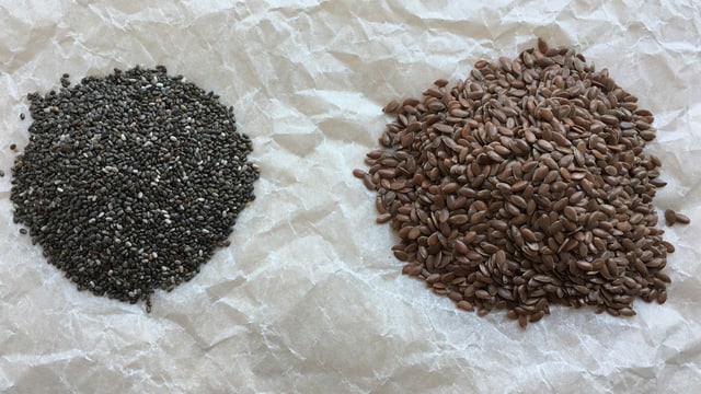 Chia- und Leinsamen Chia- und Leinsamen