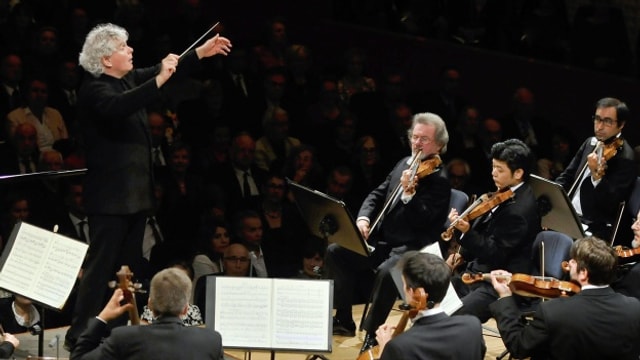 Video «Zum 60. Geburtstag von Sir Simon Rattle (2/2)» abspielen Video «Zum 60. Geburtstag von Sir Simon Rattle (2/2)» abspielen