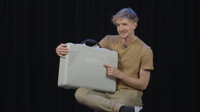 «Einfach Physik!» - Kreisel im Koffer (3/5) «Einfach Physik!» - Kreisel im Koffer (3/5)