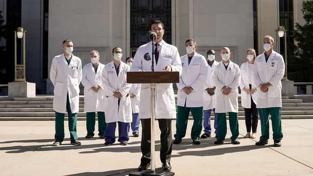 Sean Conley und die Krankenhauscrew Sean Conley und die Krankenhauscrew