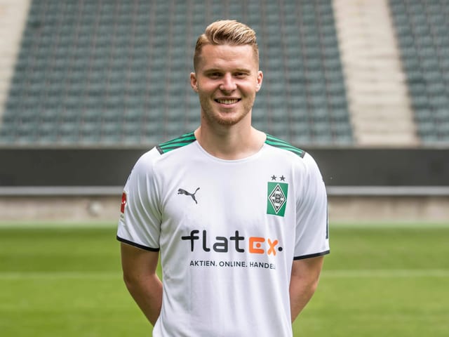 Nico Elvedi