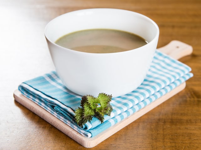 Brennnessel-Suppe Brennnessel-Suppe