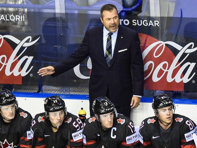 Alain Vigneault. Alain Vigneault.