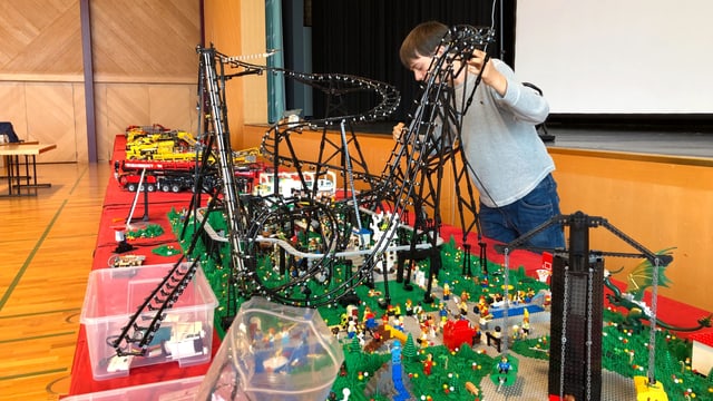 Lego-Ausstellung in Arbon, Aufbauarbeiten Lego-Ausstellung in Arbon, Aufbauarbeiten