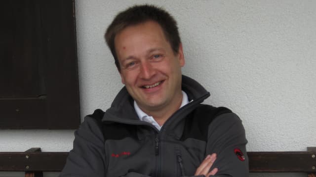 Purtret da Roland Aregger. Purtret da Roland Aregger.