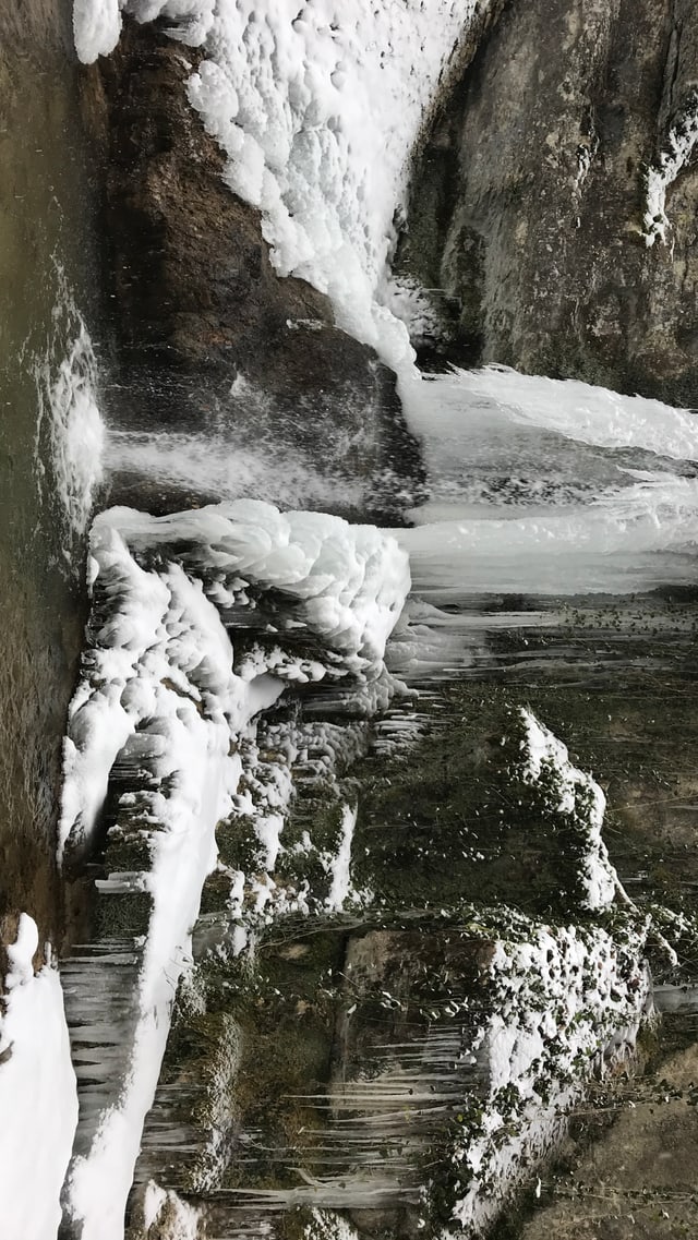 Vereister Wasserfall. Vereister Wasserfall.