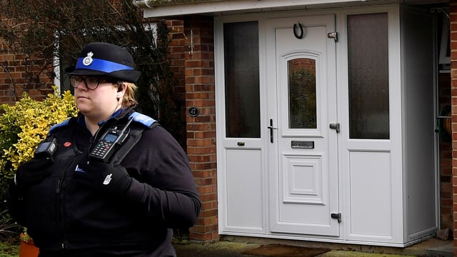 Eingangstür des Hauses der verletzten Ex-Agenten in Salisbury. Eingangstür des Hauses der verletzten Ex-Agenten in Salisbury.