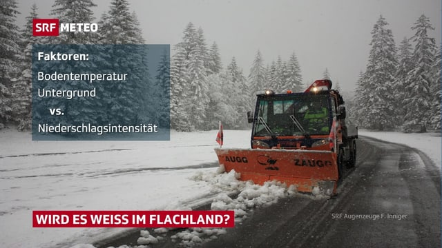 Schneepflug beim Schneeräumen. Schneepflug beim Schneeräumen.