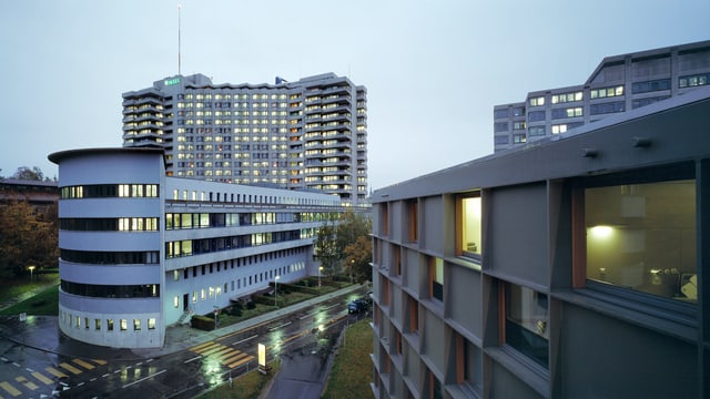 Aussenaufnahme des Inselspitals Bern. Aussenaufnahme des Inselspitals Bern.