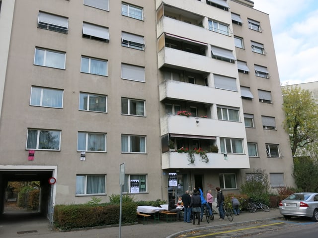 Liegenschaft von aussen Liegenschaft von aussen