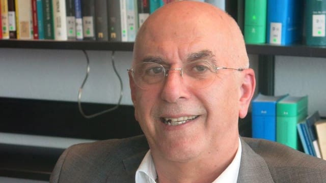 Staatsrechtler Peter Hänni zum Streit um das Spital Moutier