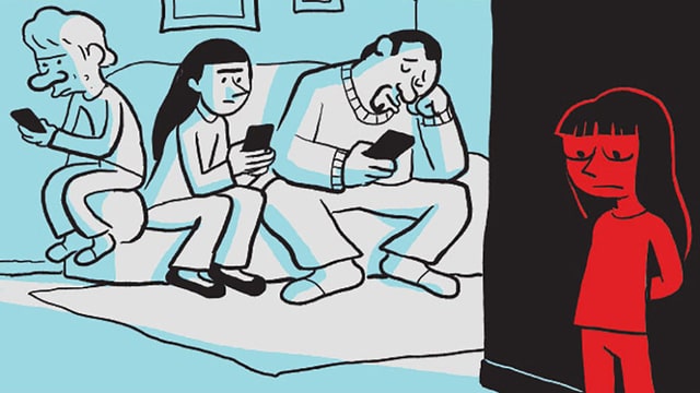 Esther hat als einzige der Familie kein iphone, alle anderen haben eins und surfen Esther hat als einzige der Familie kein iphone, alle anderen haben eins und surfen